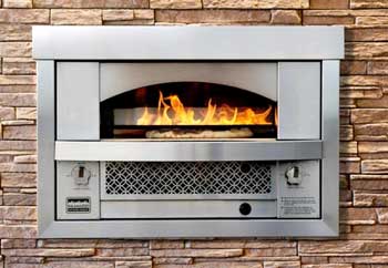 Built in pizza oven.